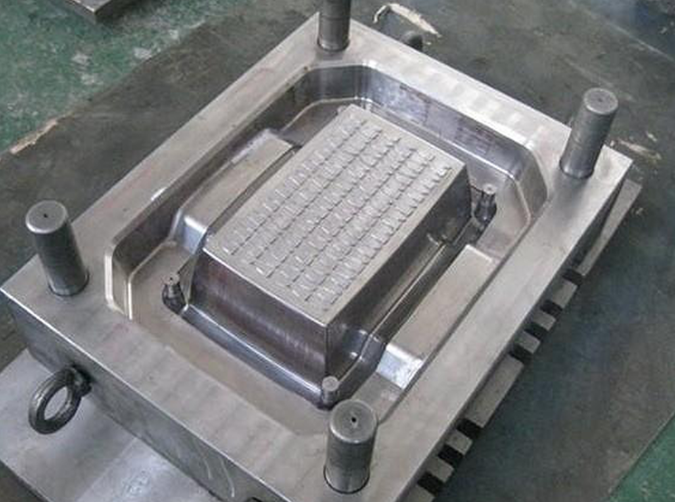 GIA CÔNG KHUÔN MẪU