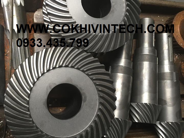 Bánh răng côn xoắn